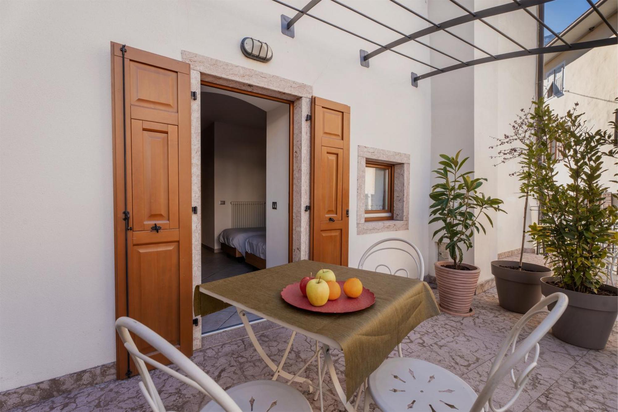 Pietra Rara Apartments Pietramurata Kültér fotó