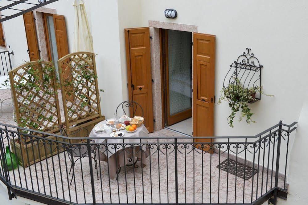 Pietra Rara Apartments Pietramurata Kültér fotó